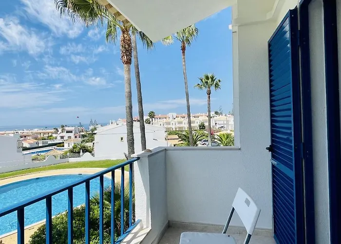 펜션 Jardim Da Oura By Check-in Portugal 알부페이라